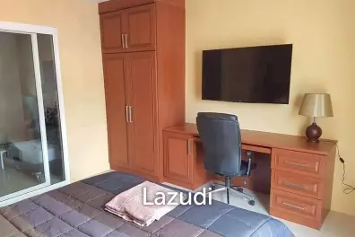 Commercial Building for sale with business in the heart of Bangsaray