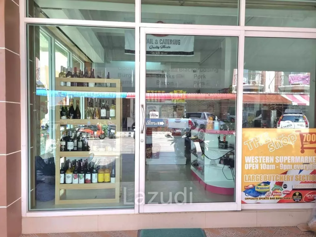 Commercial Building for sale with business in the heart of Bangsaray