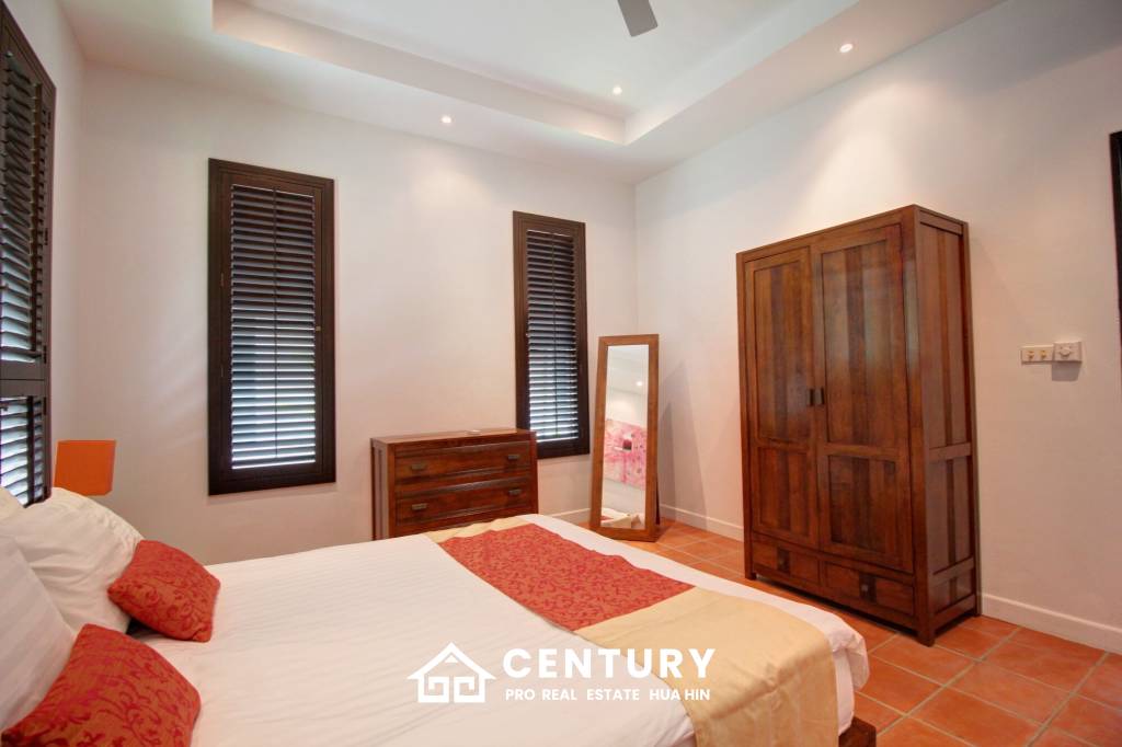 Well Maintained 3 Bedroom Pool Villa