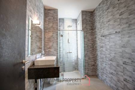 Well Maintained 3 Bedroom Pool Villa