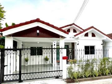 House for Sale in Soi Pornprapa Nimit 15