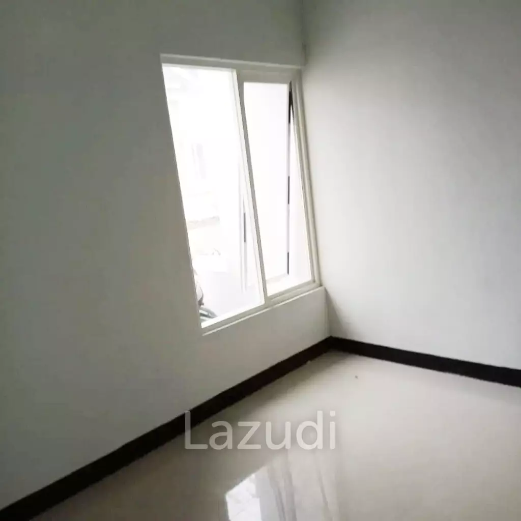 Rumah Dijual di Driyorejo Gresik Dekat Pergudangan Meiko Abadi 6, PT. Wings Surya, RS Petrokimia Gresik, Pasar Sumput