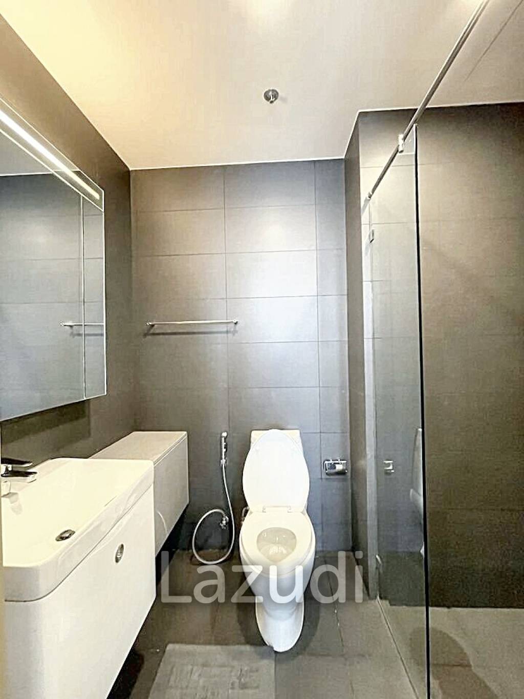 2 Bedrooms 2 Bathrooms 82 SQ.M. Noble Ploenchit