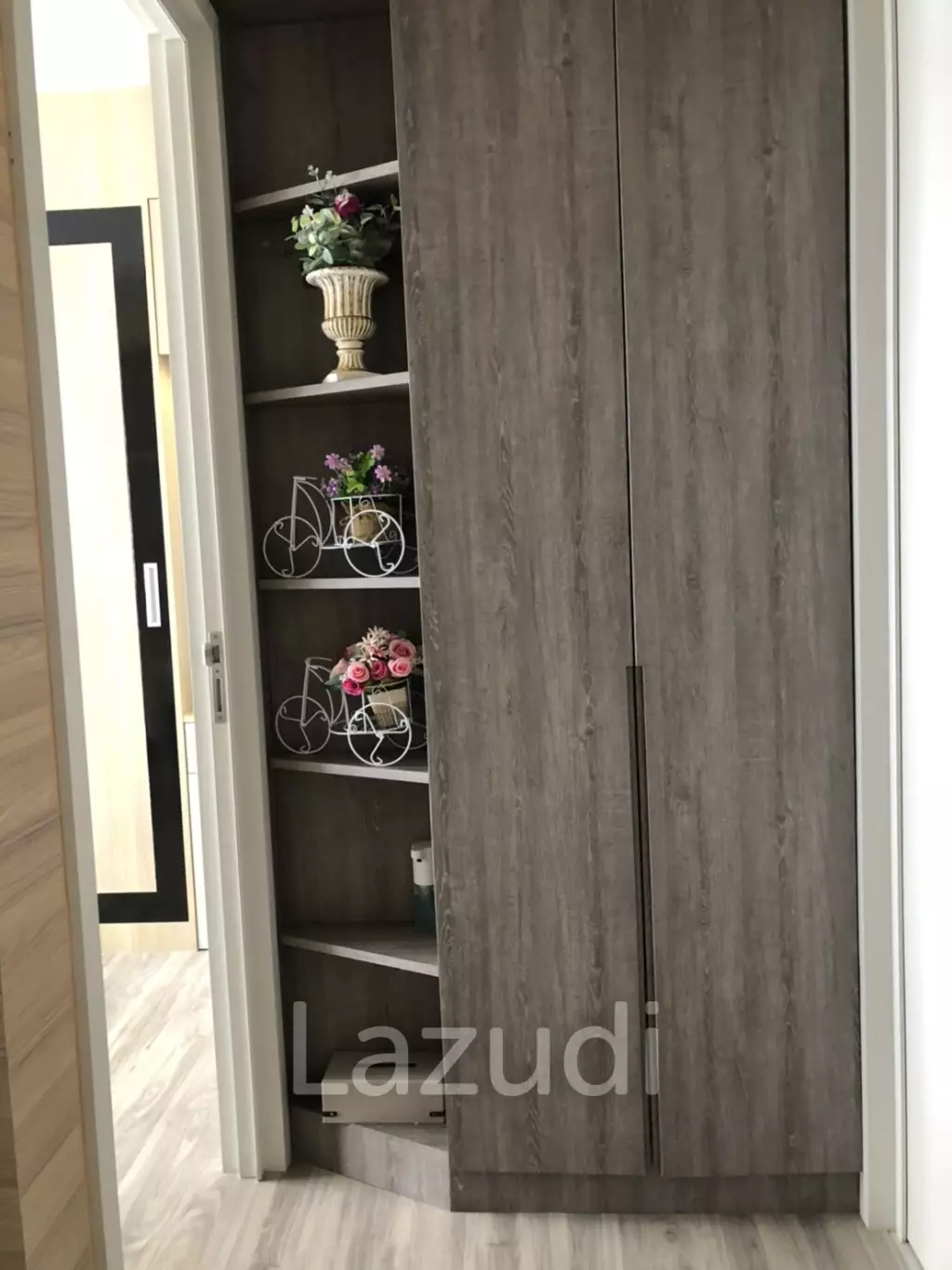 2 Bedrooms 2 Bathrooms 76 SQ.M. Condo For Sale