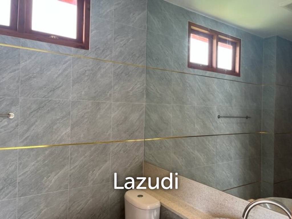 1,600 Sqm 4 Bed 5 Bath Villa For Sale