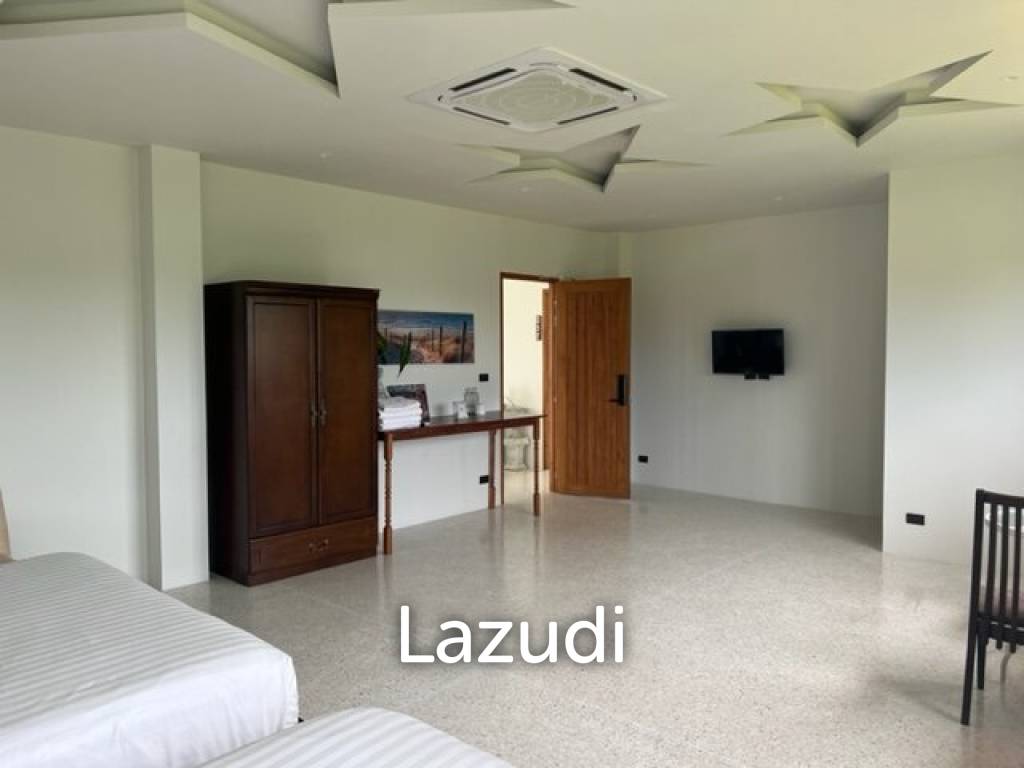 1,600 Sqm 4 Bed 5 Bath Villa For Sale