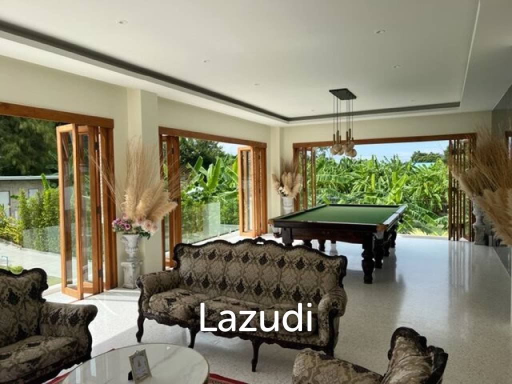 1,600 Sqm 4 Bed 5 Bath Villa For Sale