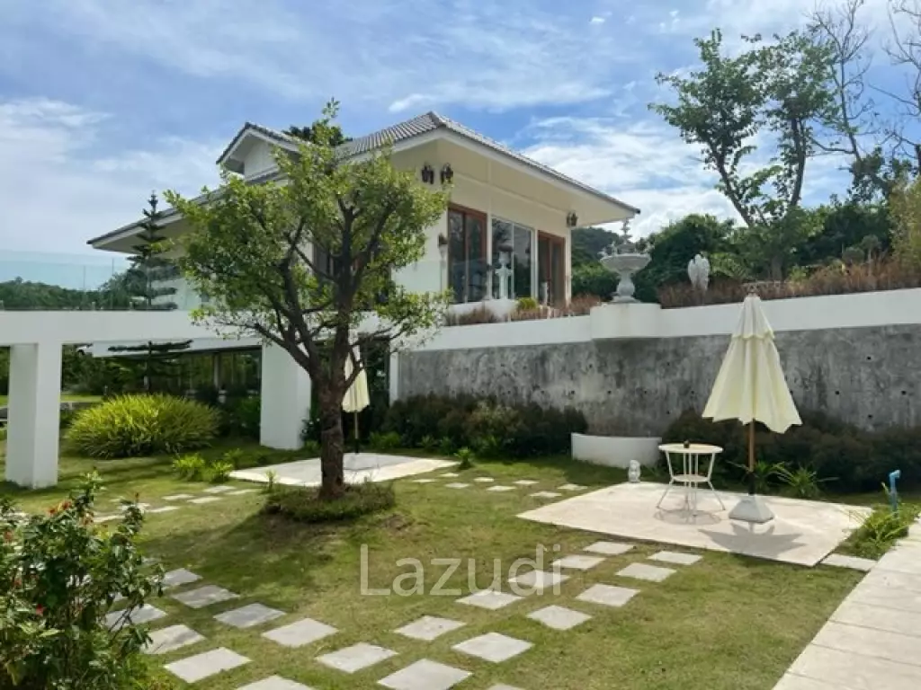 SOI 116 : Great Design and Quality 4 bed 2 storey pool villa