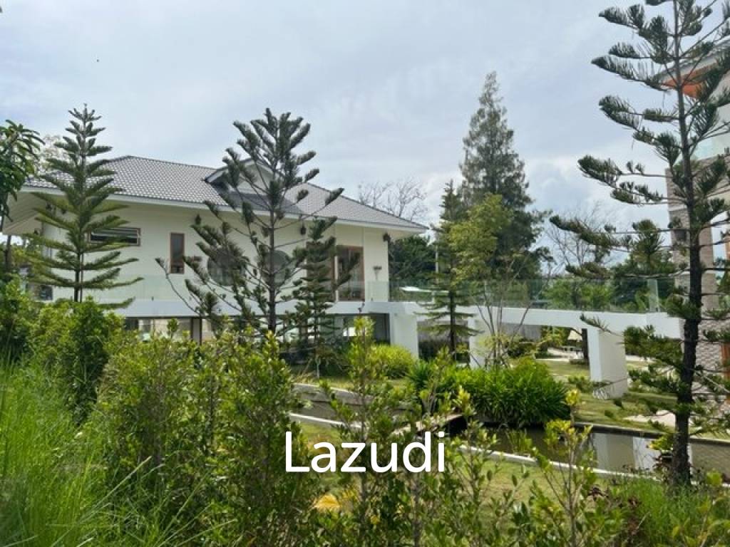 1,600 Sqm 4 Bed 5 Bath Villa For Sale