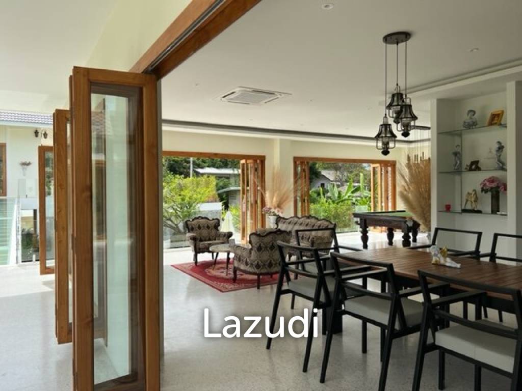 1,600 Sqm 4 Bed 5 Bath Villa For Sale