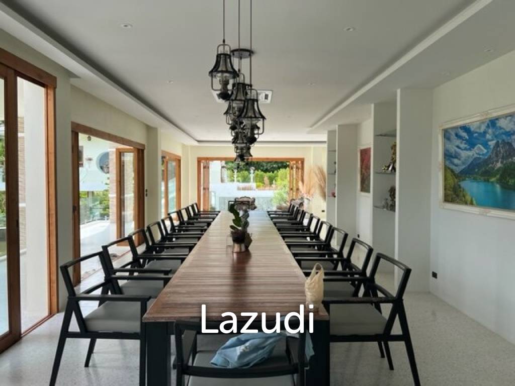 1,600 Sqm 4 Bed 5 Bath Villa For Sale