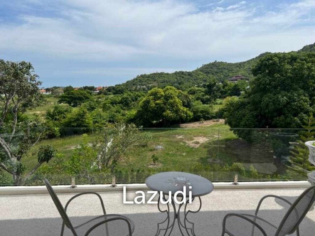 1,600 Sqm 4 Bed 5 Bath Villa For Sale