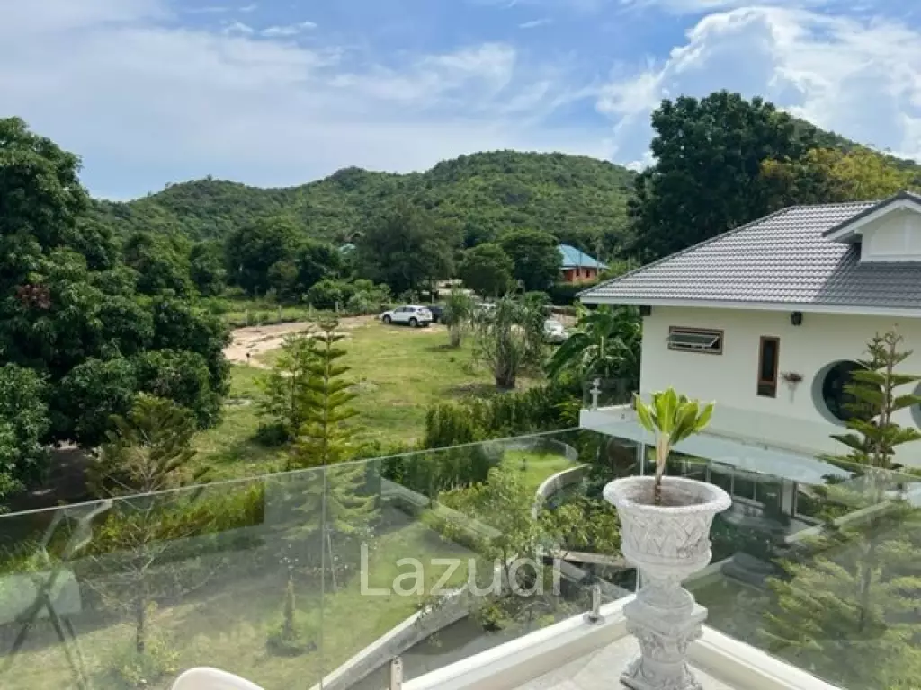 SOI 116 : Great Design and Quality 4 bed 2 storey pool villa
