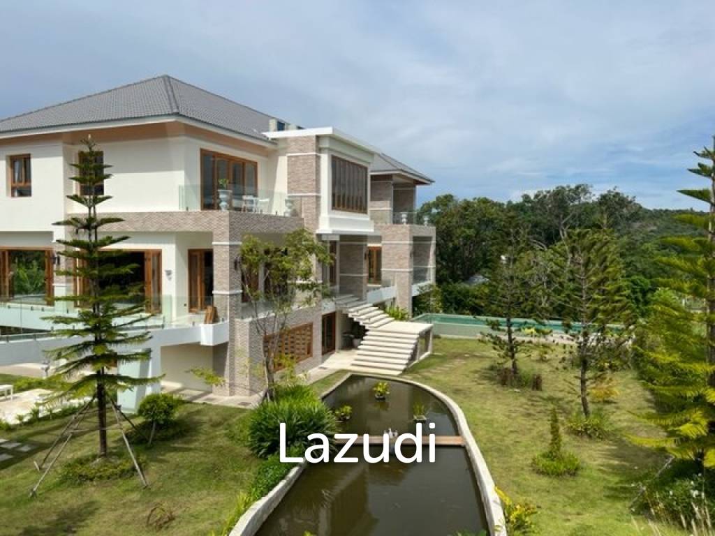 1,600 Sqm 4 Bed 5 Bath Villa For Sale