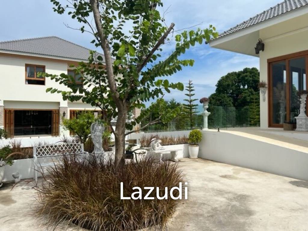 1,600 Sqm 4 Bed 5 Bath Villa For Sale