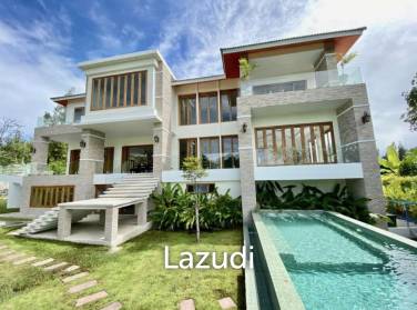 4 Bed 5 Bath Villa For Sale