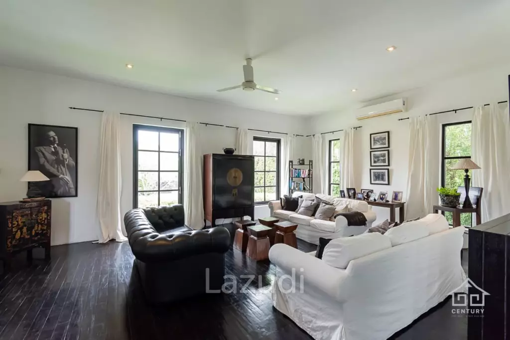 PALM HILLS : 2 Storey house with 6 Bed Bali Style  in big land plot
