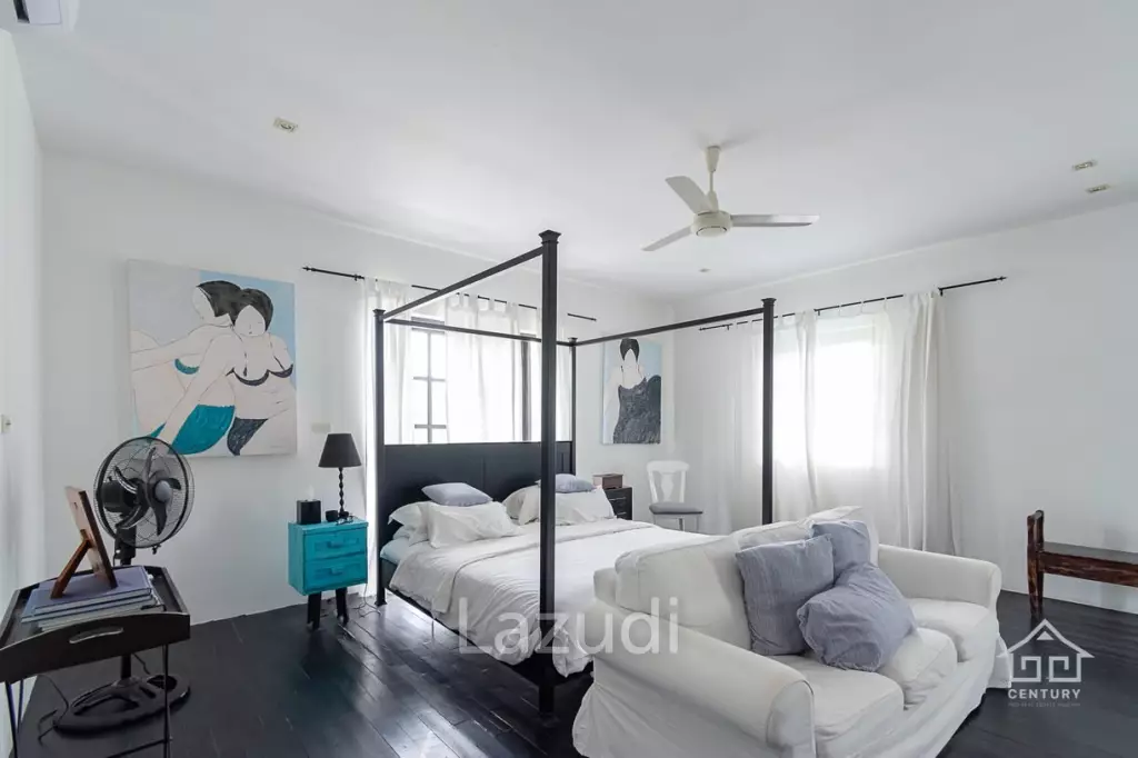 PALM HILLS : 2 Storey house with 6 Bed Bali Style  in big land plot