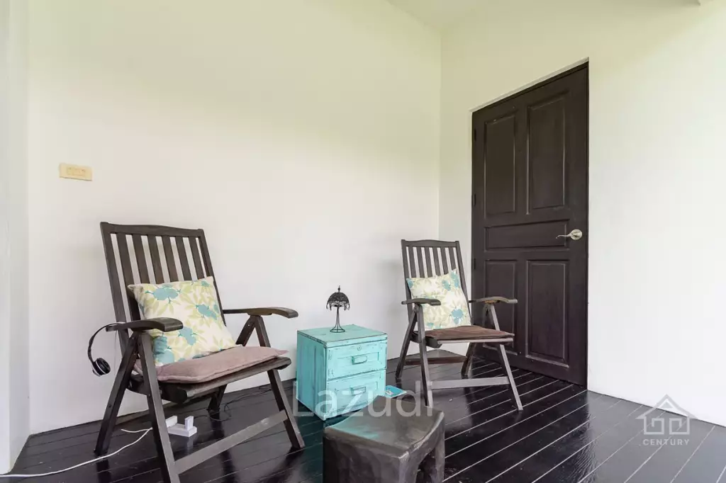 PALM HILLS : 2 Storey house with 6 Bed Bali Style  in big land plot