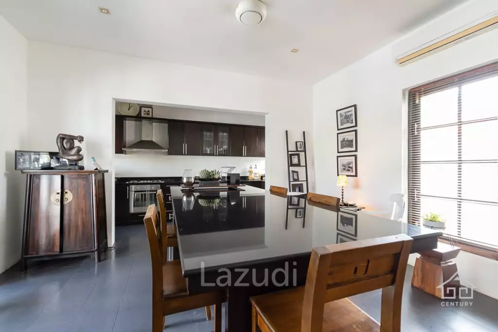 PALM HILLS : 2 Storey house with 6 Bed Bali Style  in big land plot