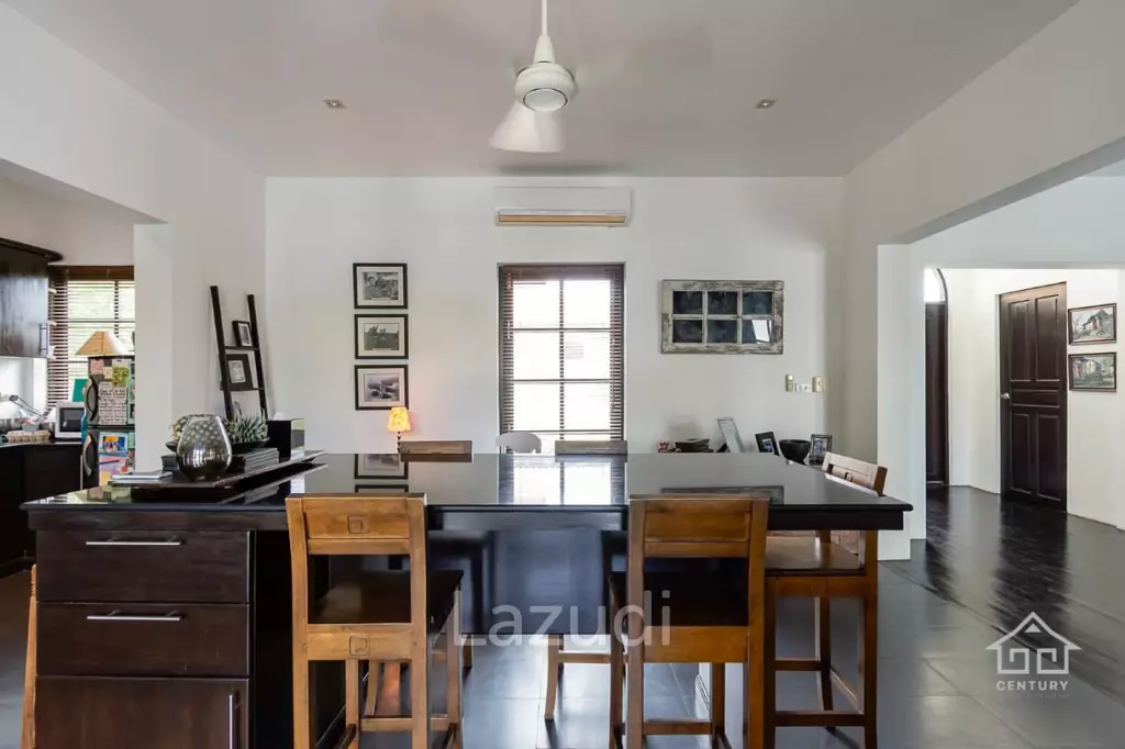 PALM HILLS : 2 Storey house with 6 Bed Bali Style  in big land plot