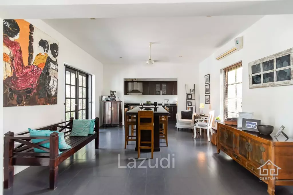 PALM HILLS : 2 Storey house with 6 Bed Bali Style  in big land plot