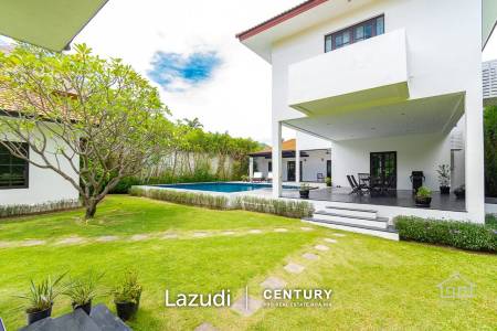 PALM HILLS : 2 Storey house with 6 Bed Bali Style  in big land plot