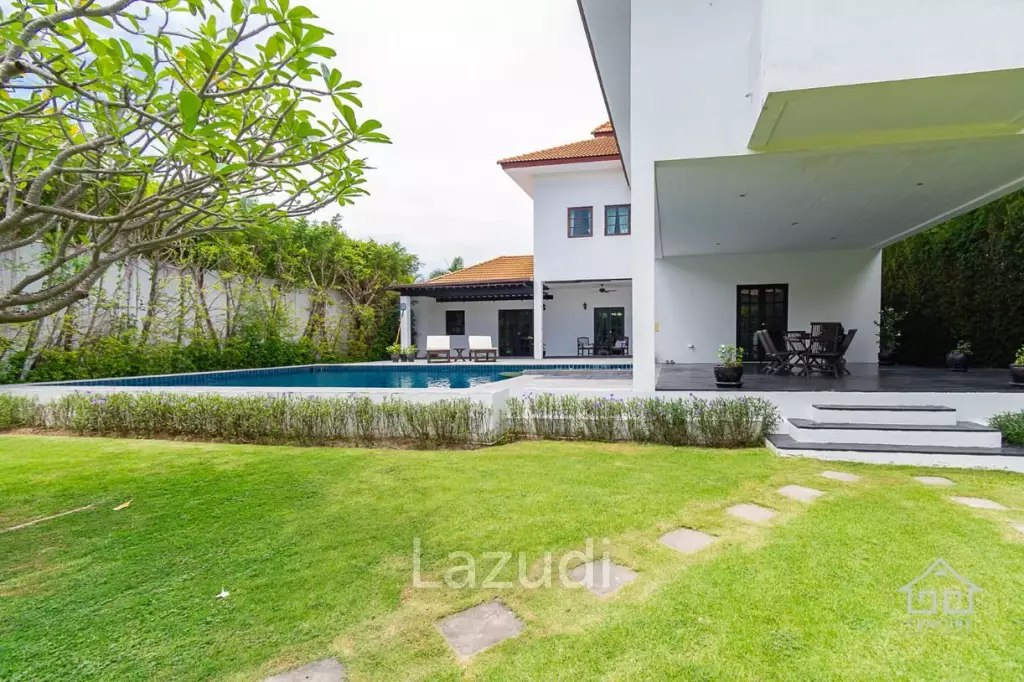 PALM HILLS : 2 Storey house with 6 Bed Bali Style  in big land plot