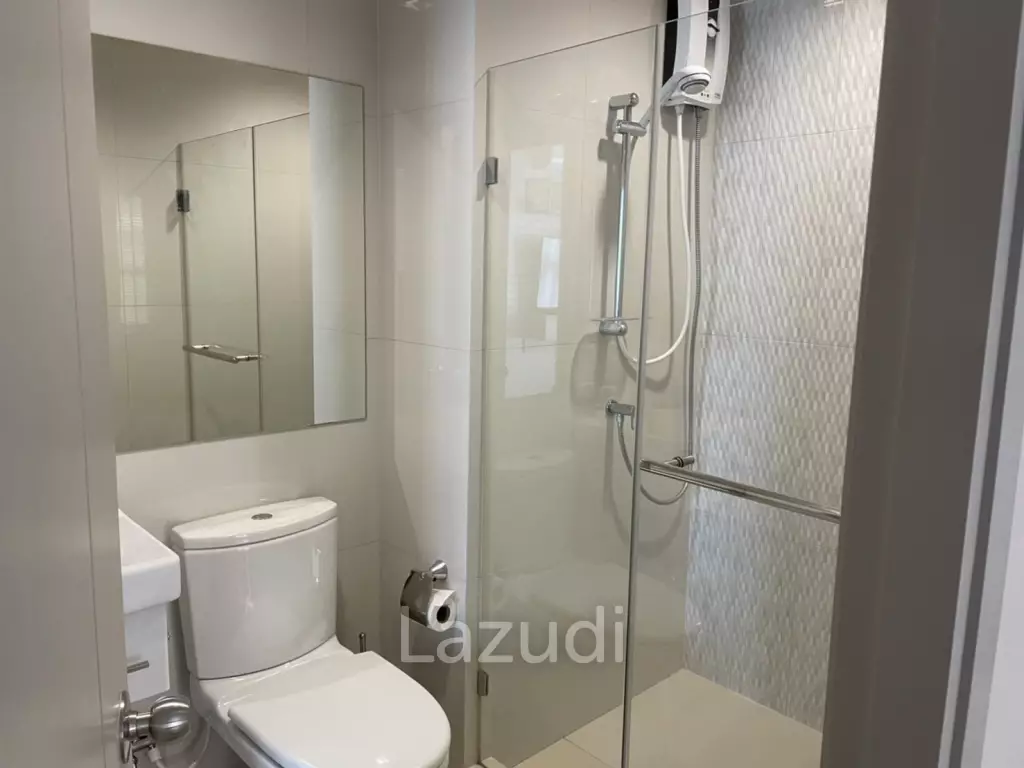 1 Bedroom 1 Bathroom 40 SQ.M Life Sukhumvit 48