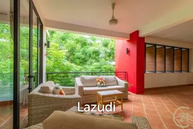 CASADAENG : Beautiful 2 Bed 3rd Floor Corner unit with Pool View near the Beach