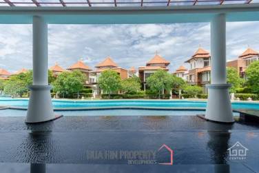 BOAT HOUSE CONDO : 2 bed sea view