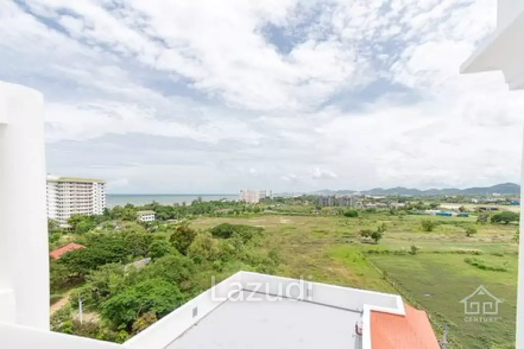 BOAT HOUSE CONDO : 2 bed sea view