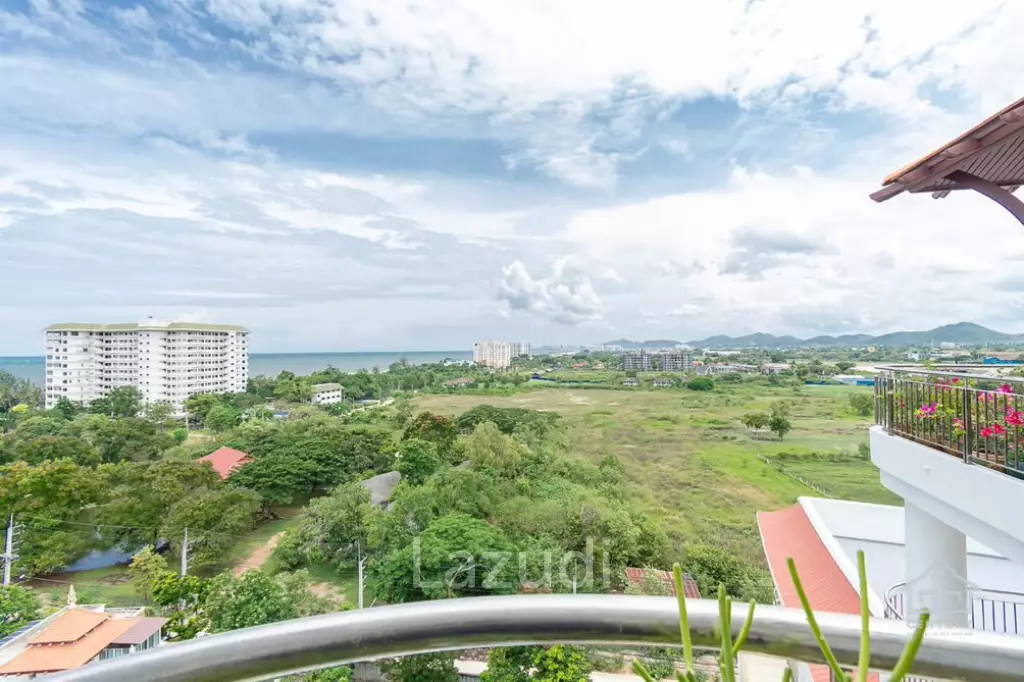 BOAT HOUSE CONDO : 2 bed sea view
