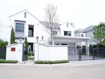 4 Bedrooms 5 Bathrooms 302 SQ.M. House For Rent