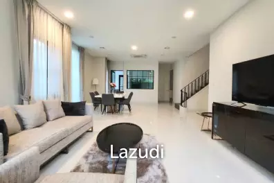 4 Bedrooms 5 Bathrooms 302 SQ.M. House For Rent