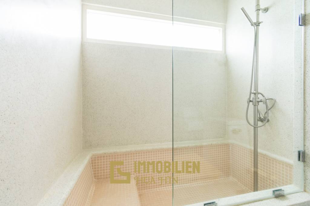 BAAN NUB KLUEN : 1 Bed condo at Khao Tao