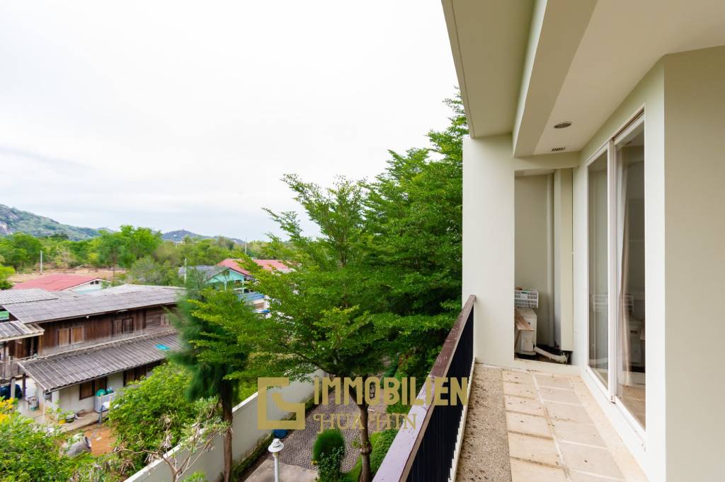 BAAN NUB KLUEN : 1 Bed condo at Khao Tao