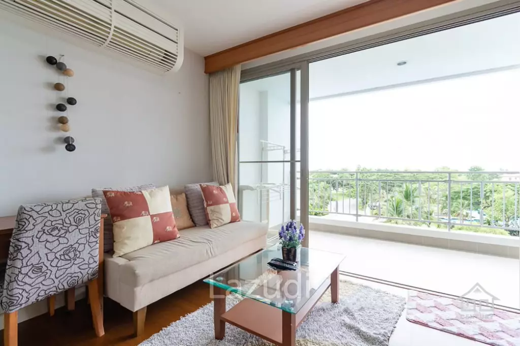 BOAT HOUSE CONDO : 1 bed(studio) sea view