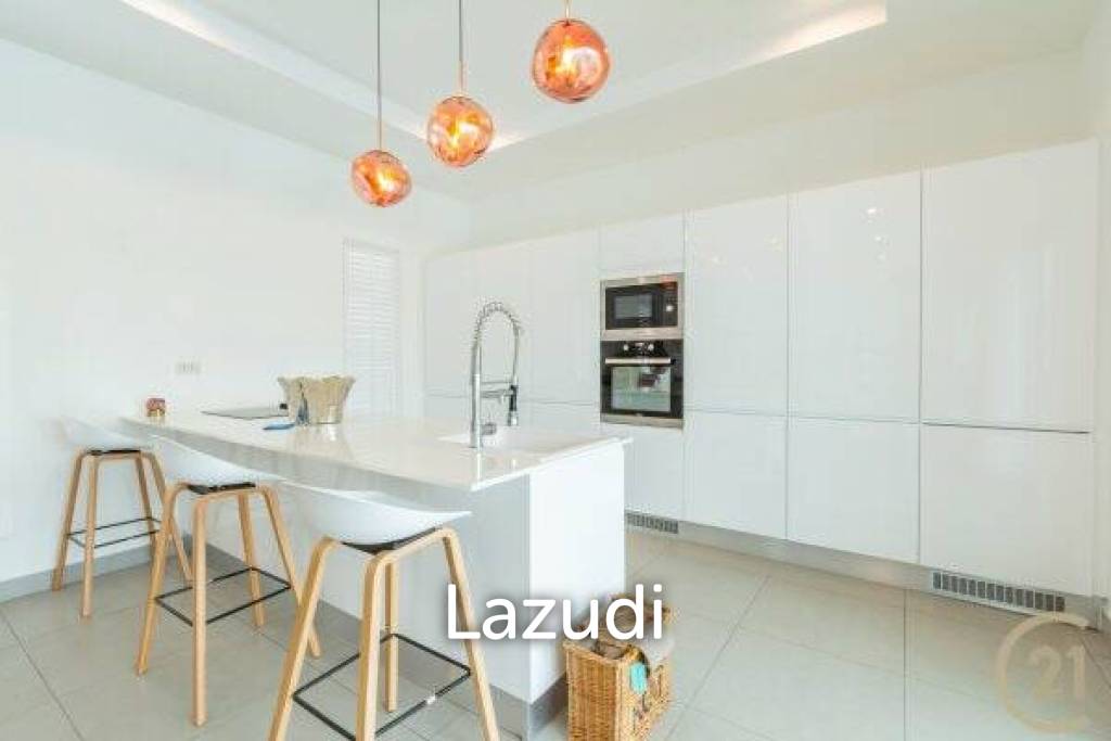 700 Sqm 4 Bed 5 Bath Villa For Sale