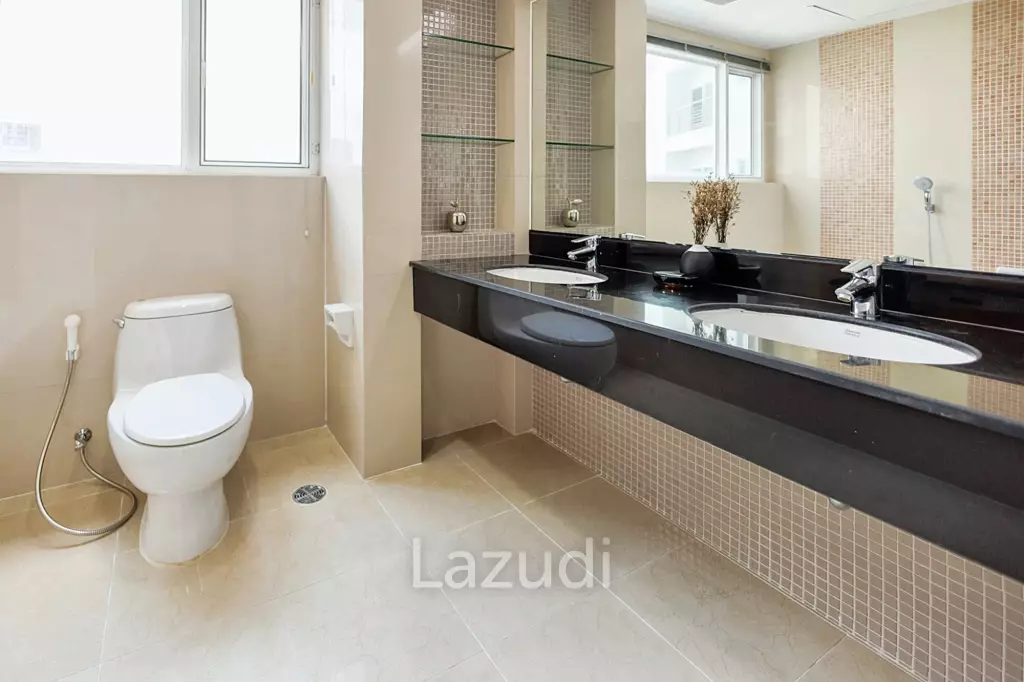 2 Bed 2 Bath 150 Sqm at The Grand Sethiwan for Rent