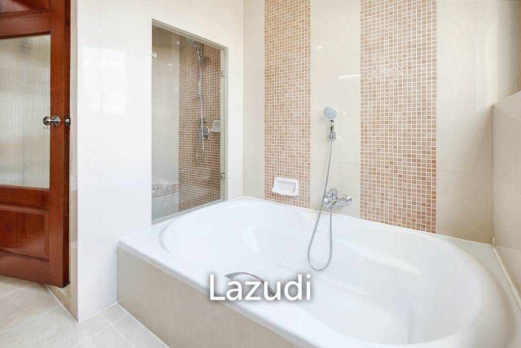 2 Bed 2 Bath 150 Sqm at The Grand Sethiwan for Rent