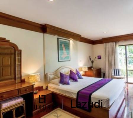 PALM HILL CONDO: 3 bedroom condominium on the ground floor