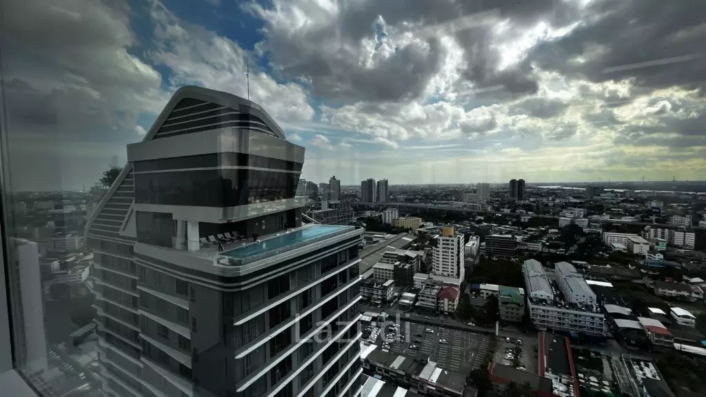 Office For Rent at 66 Tower