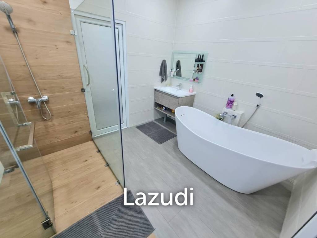 House for Sale in Bangsaray
