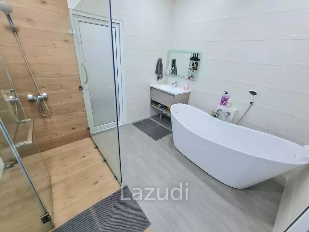 House for Sale in Bangsaray
