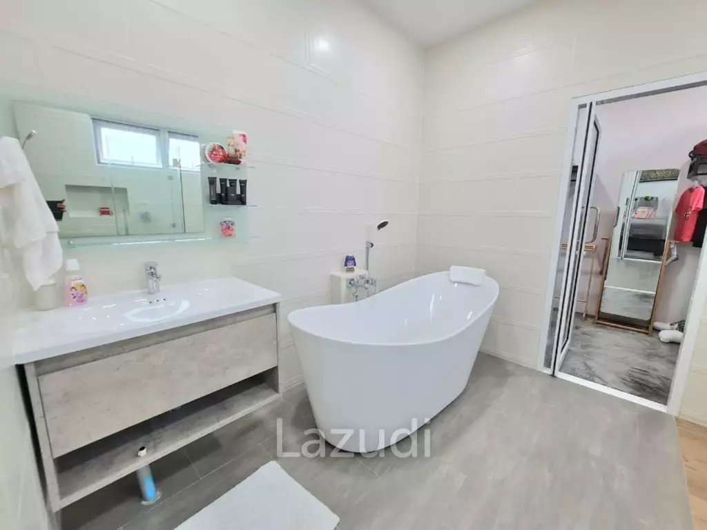 House for Sale in Bangsaray