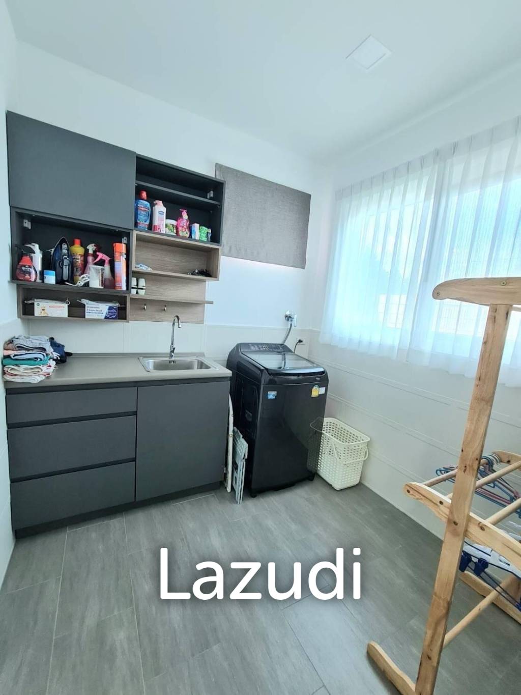 House for Sale in Bangsaray