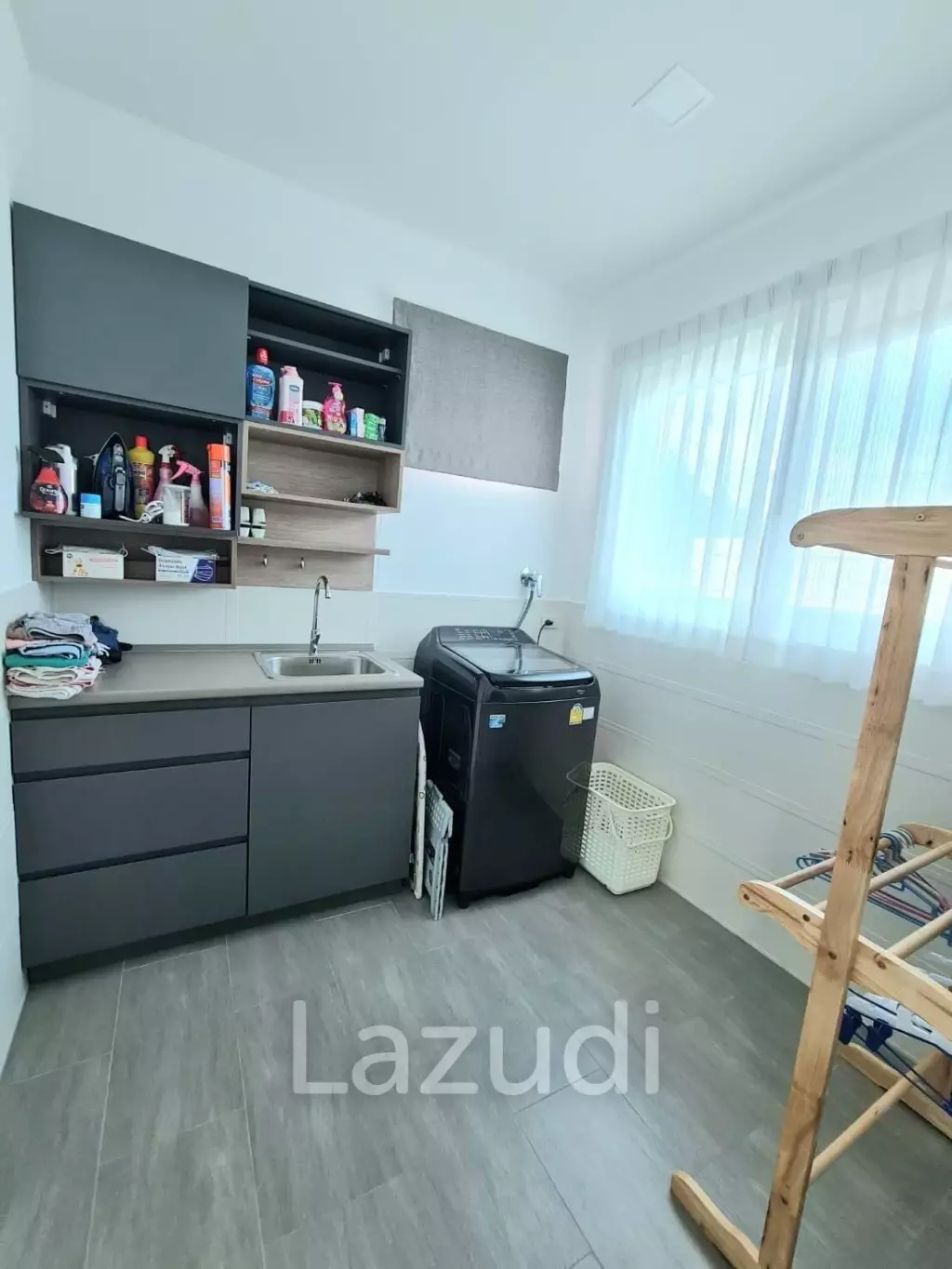 House for Sale in Bangsaray