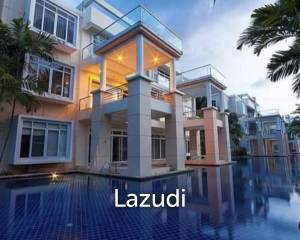 BLUE LAGOON CONDO : 2 bed beach front