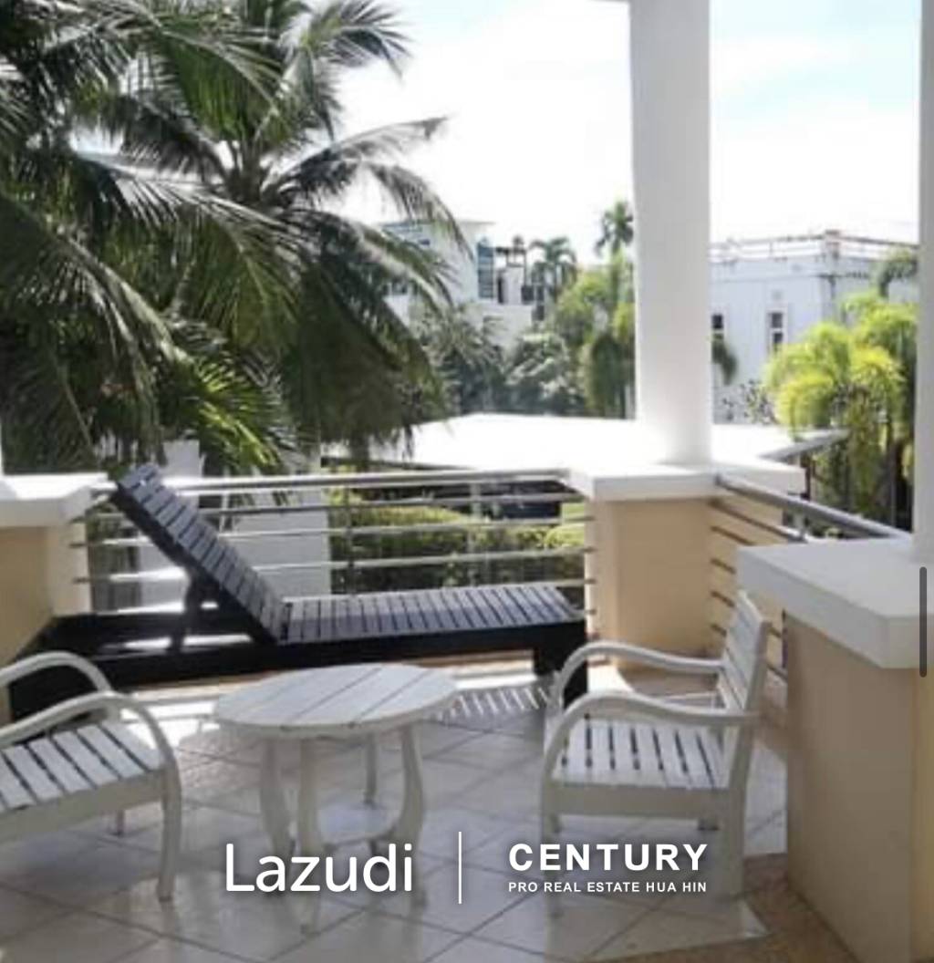 BLUE LAGOON CONDO : 2 bed beach front